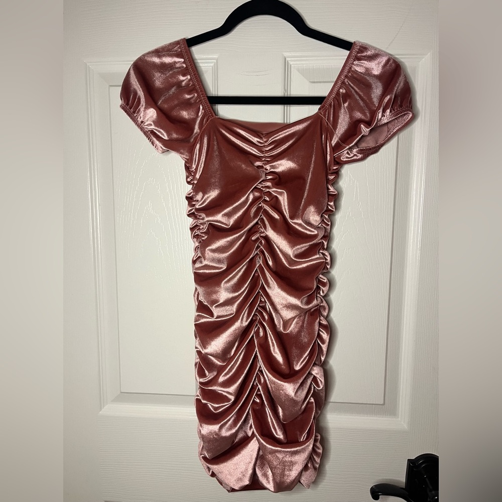 Crunched dress💗💗